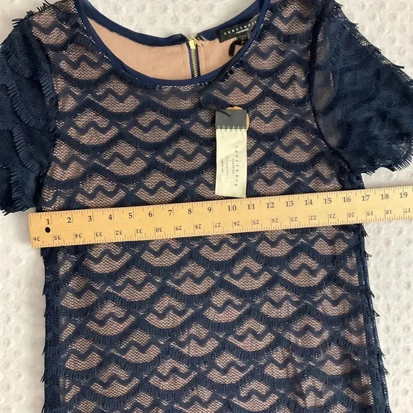 NWT Sanctuary Navy Blue Short Sleeve Lace Knee Length Sheath Dress‎ Medium - Picture 4 of 8